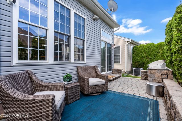 19 Goddard Drive, East Windsor, NJ 08512