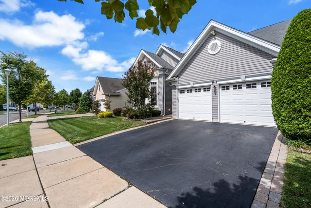 19 Goddard Drive, East Windsor, NJ 08512