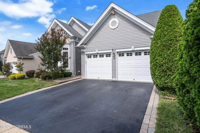 19 Goddard Drive, East Windsor, NJ 08512