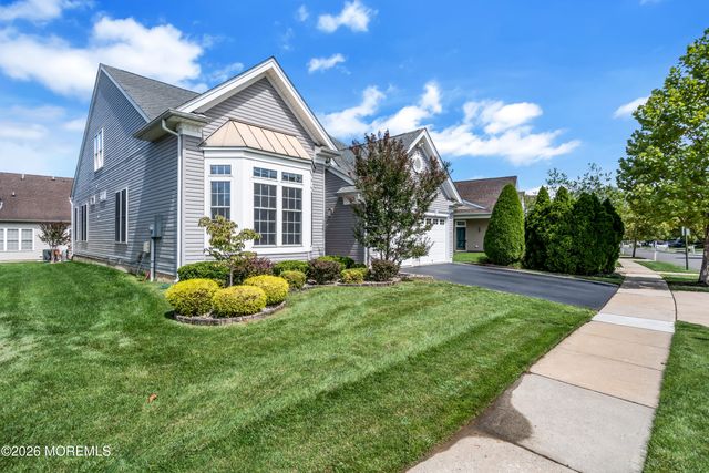19 Goddard Drive, East Windsor, NJ 08512