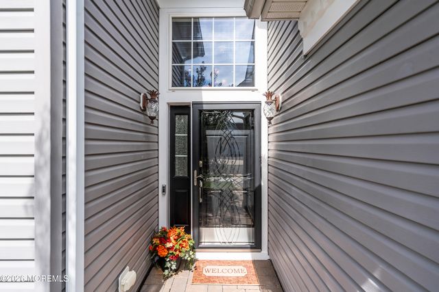 19 Goddard Drive, East Windsor, NJ 08512