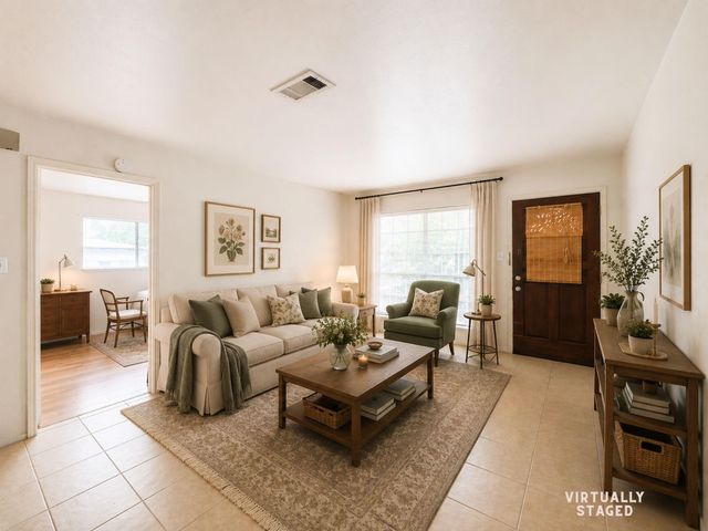 815 Wax Myrtle Lane A, Houston, TX 77079