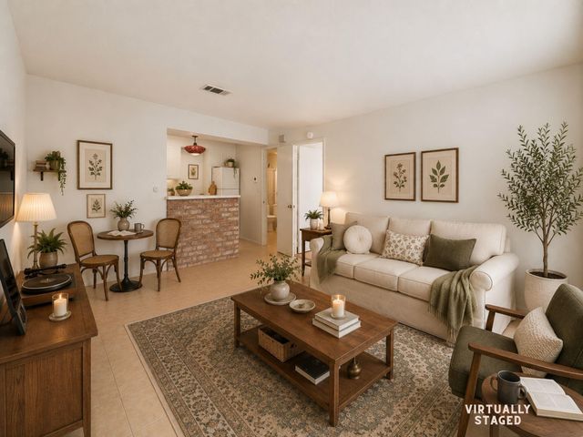 815 Wax Myrtle Lane A, Houston, TX 77079