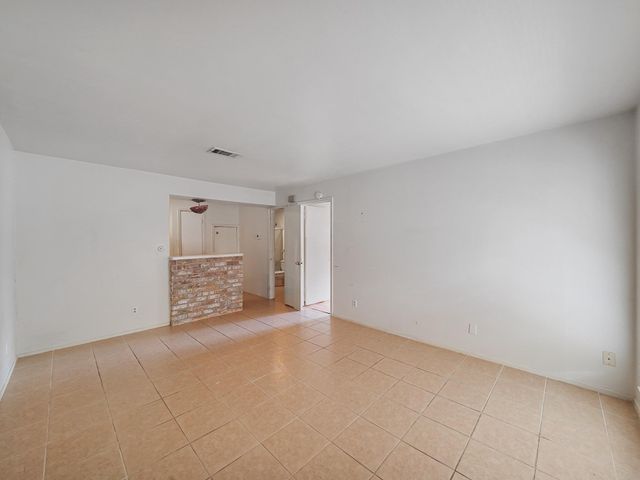 815 Wax Myrtle Lane A, Houston, TX 77079
