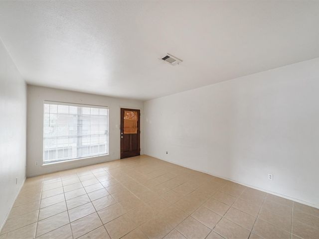815 Wax Myrtle Lane A, Houston, TX 77079