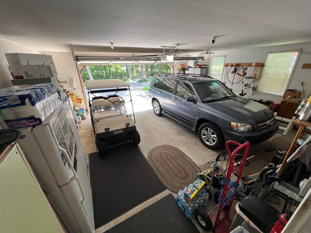 10901 N 555 E, Demotte, IN 46310