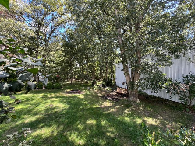 10901 N 555 E, Demotte, IN 46310