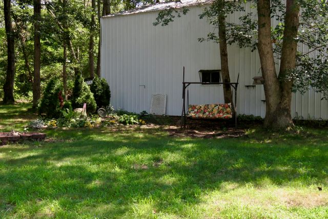 10901 N 555 E, Demotte, IN 46310