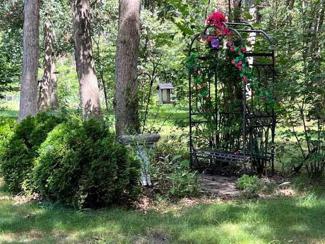 10901 N 555 E, Demotte, IN 46310