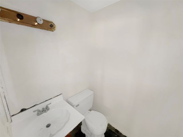 1801 Plantation Road, Garland, TX 75044