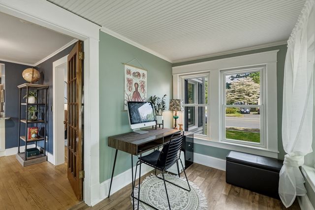 197 Bridge Road, Northampton, MA 01062