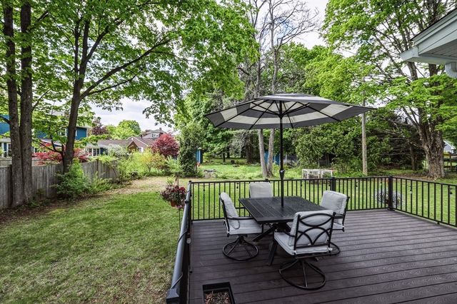 197 Bridge Road, Northampton, MA 01062