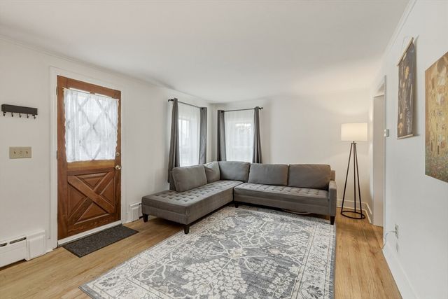 197 Bridge Road, Northampton, MA 01062