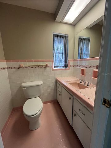 812 NORTHSIDE DRIVE, Mount Dora, FL 32757