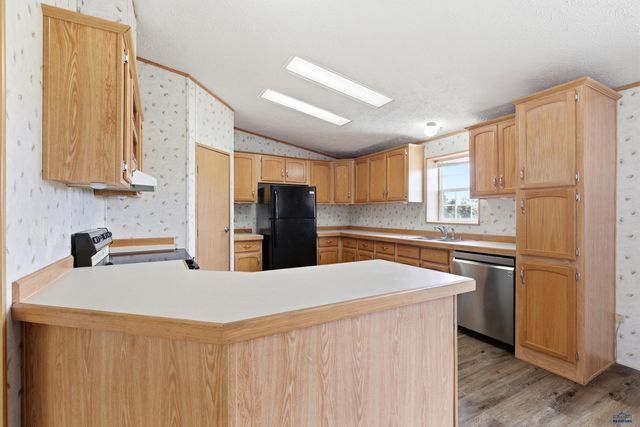 330 FERGUSON ST, Hermosa, SD 57744