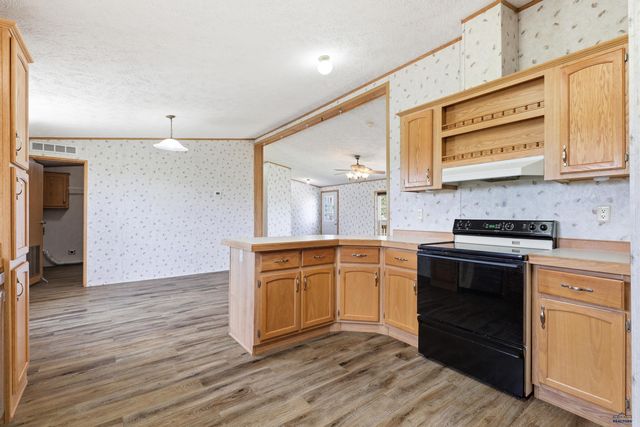 330 FERGUSON ST, Hermosa, SD 57744