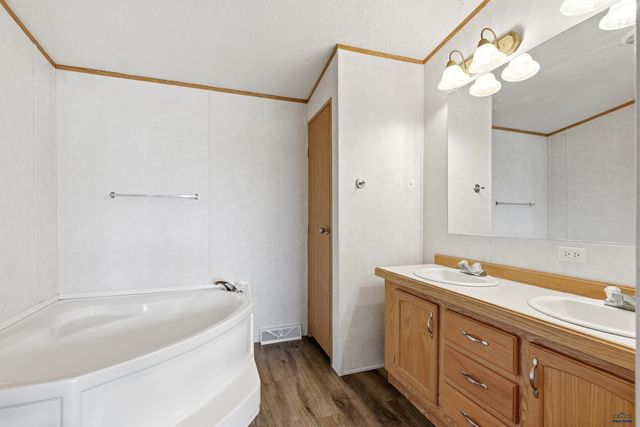 330 FERGUSON ST, Hermosa, SD 57744