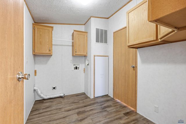 330 FERGUSON ST, Hermosa, SD 57744