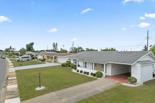 816 OAKMONT AVENUE, Sun City Center, FL 33573