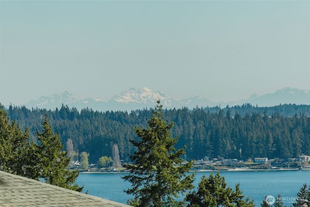 6429 Cedar Terrace Lane NW, Bremerton, WA 98312