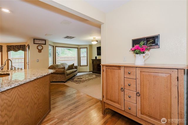 6429 Cedar Terrace Lane NW, Bremerton, WA 98312