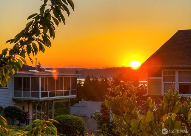 6429 Cedar Terrace Lane NW, Bremerton, WA 98312