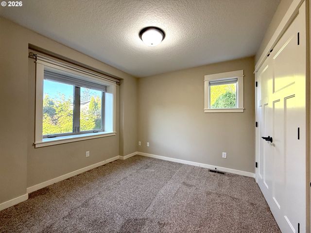 1145 W 28TH Ave, Eugene, OR 97405