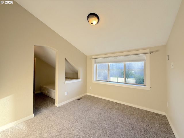 1145 W 28TH Ave, Eugene, OR 97405