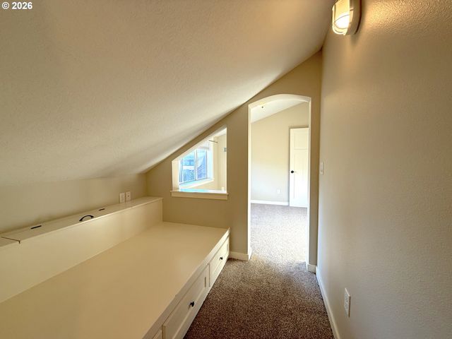 1145 W 28TH Ave, Eugene, OR 97405