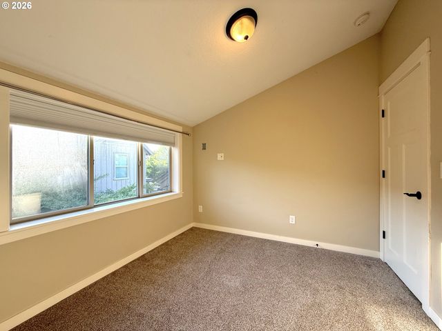 1145 W 28TH Ave, Eugene, OR 97405