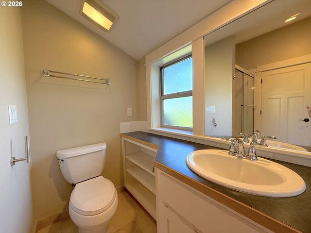 1145 W 28TH Ave, Eugene, OR 97405