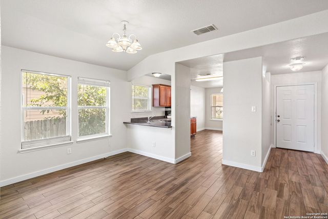 8607 CHEYENNE BLF, Converse, TX 78109