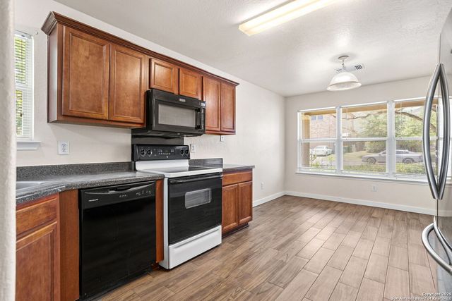 8607 CHEYENNE BLF, Converse, TX 78109