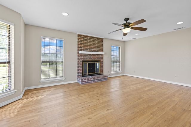 410 E Fm 550, Mclendon Chisholm, TX 75032