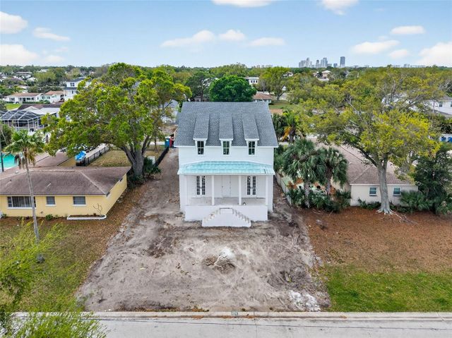 808 39TH AVENUE NE, St Petersburg, FL 33703