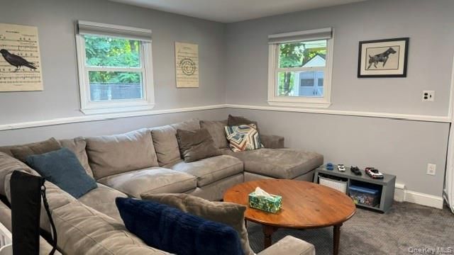 20 Avenue C, Tappan, NY 10983