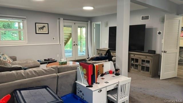 20 Avenue C, Tappan, NY 10983