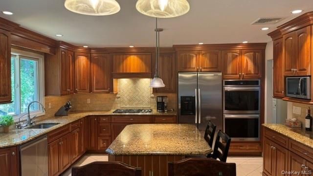 20 Avenue C, Tappan, NY 10983