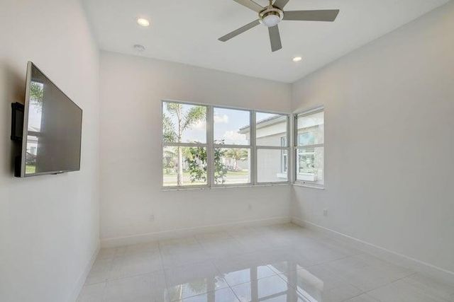12832 Veneto Springs Drive, Boynton Beach, FL 33473