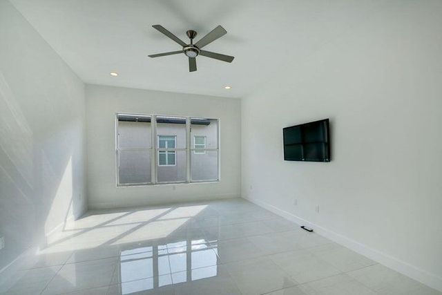 12832 Veneto Springs Drive, Boynton Beach, FL 33473
