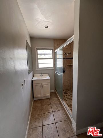 8903 Ramsgate Avenue, Los Angeles, CA 90045