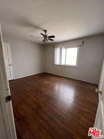 8903 Ramsgate Avenue, Los Angeles, CA 90045