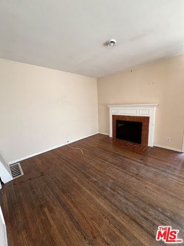 8903 Ramsgate Avenue, Los Angeles, CA 90045