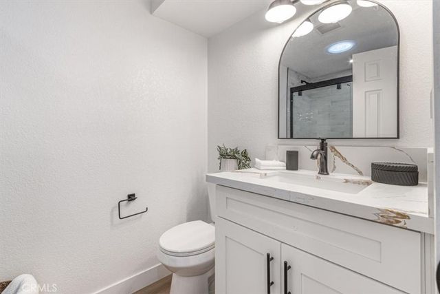1450 W 35th Place, Los Angeles, CA 90018