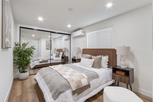 1450 W 35th Place, Los Angeles, CA 90018