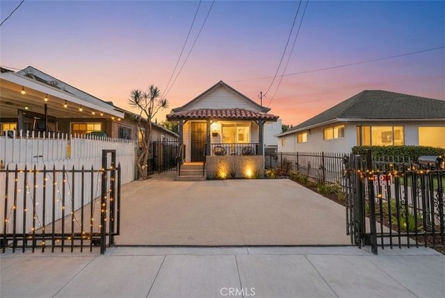 1450 W 35th Place, Los Angeles, CA 90018