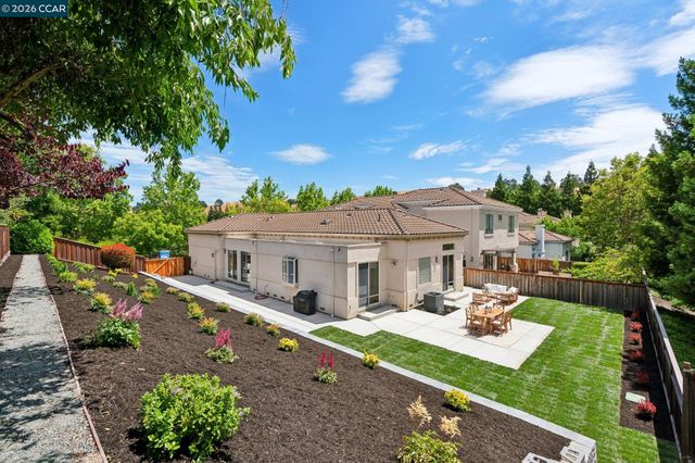 108 Merano St, Danville, CA 94526