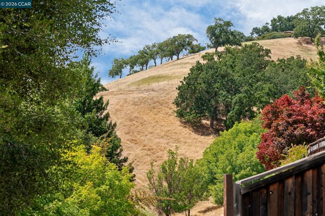 108 Merano St, Danville, CA 94526