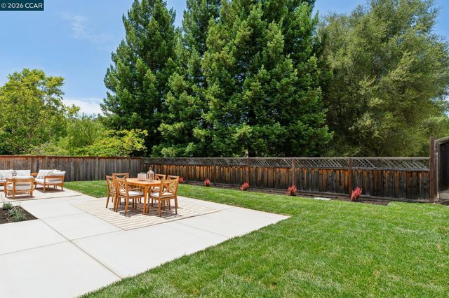 108 Merano St, Danville, CA 94526
