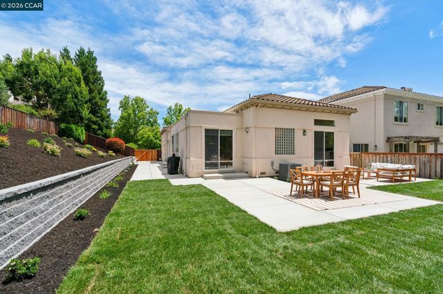 108 Merano St, Danville, CA 94526